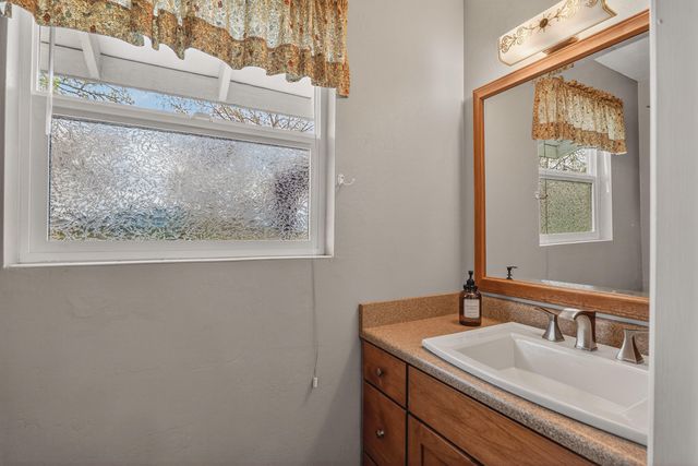 3336 Midway Avenue, Grants Pass, OR 97527