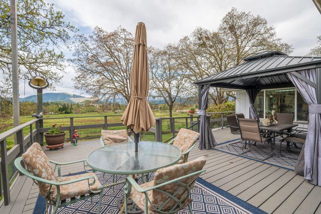 3336 Midway Avenue, Grants Pass, OR 97527