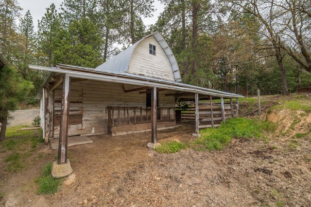 3336 Midway Avenue, Grants Pass, OR 97527