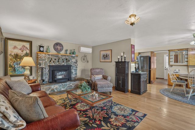 3336 Midway Avenue, Grants Pass, OR 97527