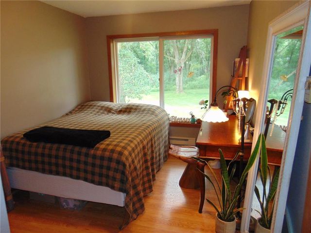 1240 Highway 35, Hudson, WI 54016