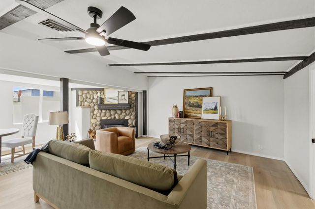 3907 3rd Street NW, Albuquerque, NM 87107