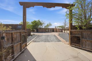 3907 3rd Street NW, Albuquerque, NM 87107