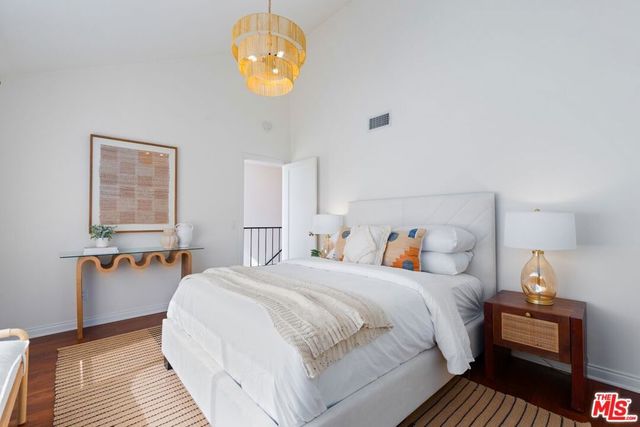 910 19th Street 10, Santa Monica, CA 90403