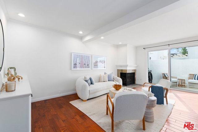910 19th Street 10, Santa Monica, CA 90403