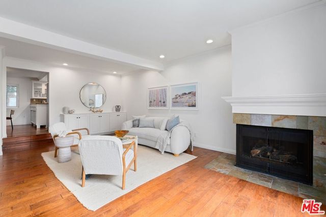 910 19th Street 10, Santa Monica, CA 90403