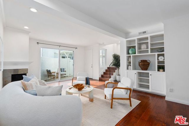 910 19th Street 10, Santa Monica, CA 90403