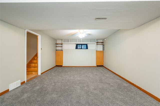 2312 60th Street, Des Moines, IA 50322