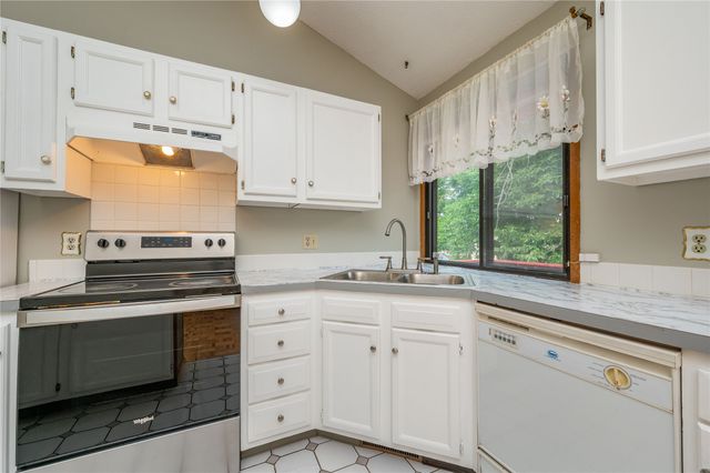 2312 60th Street, Des Moines, IA 50322