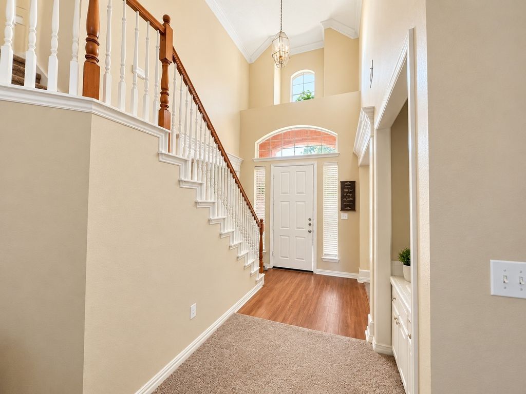 10316 Donley Drive, Irving, TX 75063 — photo 2