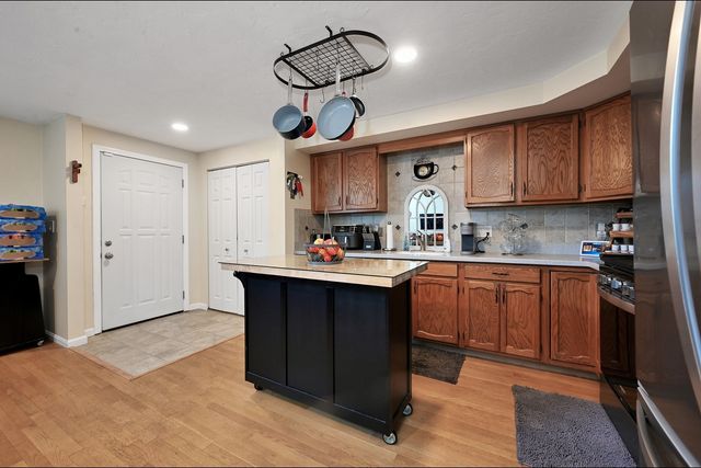 340 Centre 8, Rockland, MA 02370
