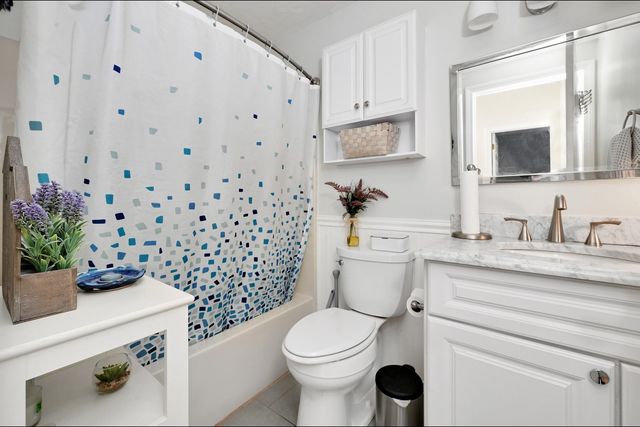 340 Centre 8, Rockland, MA 02370
