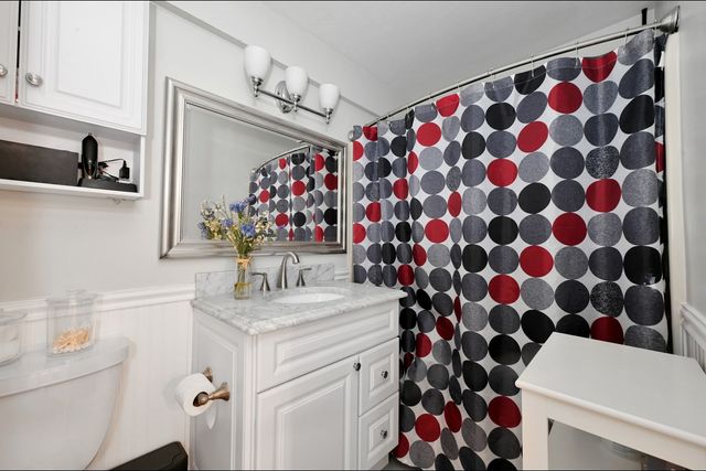 340 Centre 8, Rockland, MA 02370