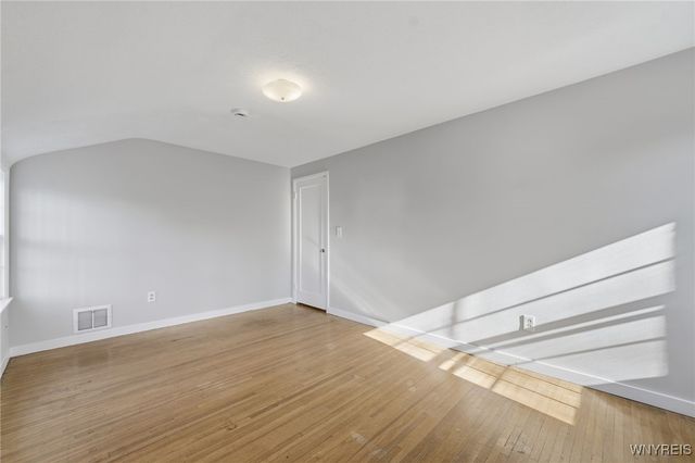 124 Kelvin Drive, Tonawanda, NY 14223