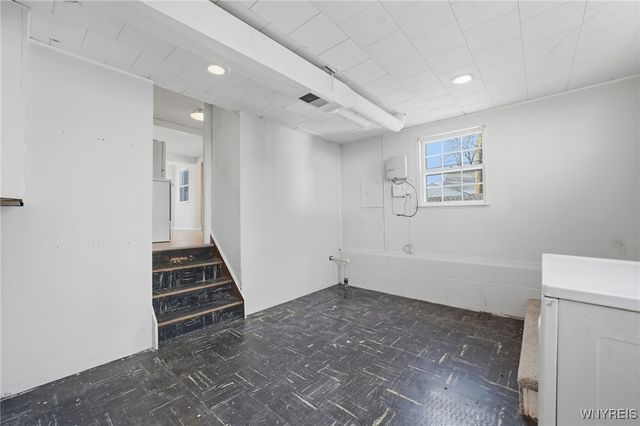 124 Kelvin Drive, Tonawanda, NY 14223