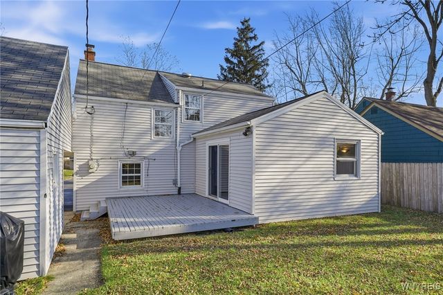 124 Kelvin Drive, Tonawanda, NY 14223