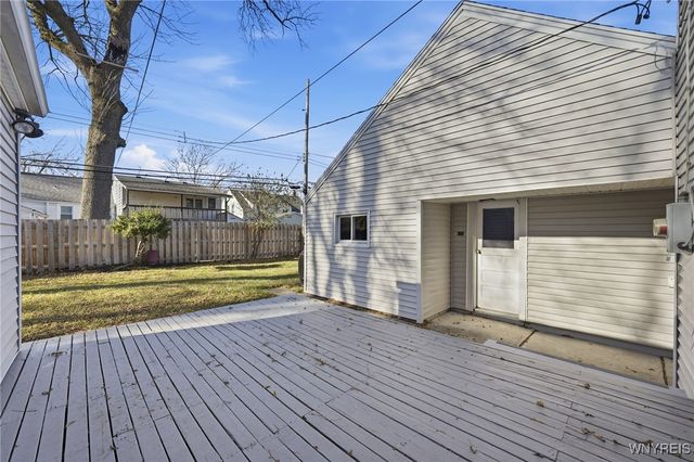 124 Kelvin Drive, Tonawanda, NY 14223