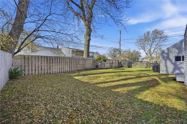 124 Kelvin Drive, Tonawanda, NY 14223