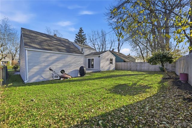 124 Kelvin Drive, Tonawanda, NY 14223