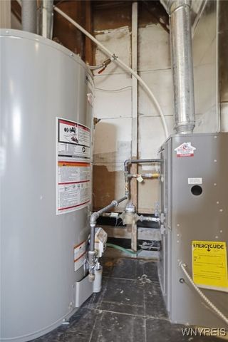 124 Kelvin Drive, Tonawanda, NY 14223