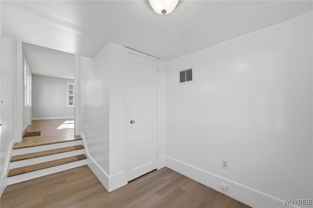 124 Kelvin Drive, Tonawanda, NY 14223