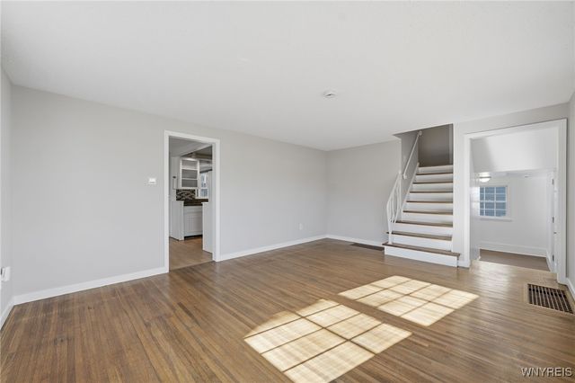 124 Kelvin Drive, Tonawanda, NY 14223