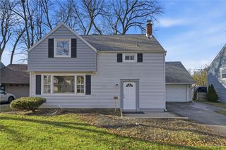 124 Kelvin Drive, Tonawanda, NY 14223