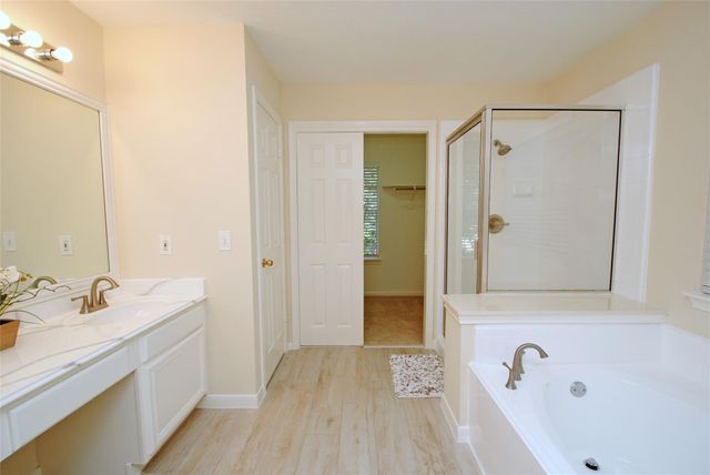 819 Fairpark Lane, Sugar Land, TX 77479