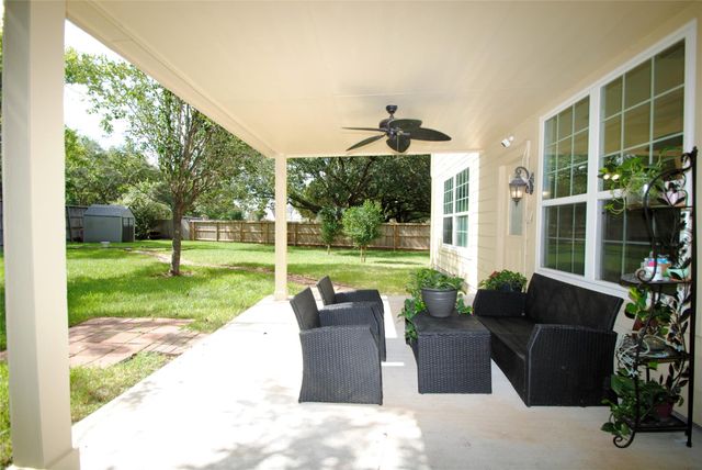 819 Fairpark Lane, Sugar Land, TX 77479