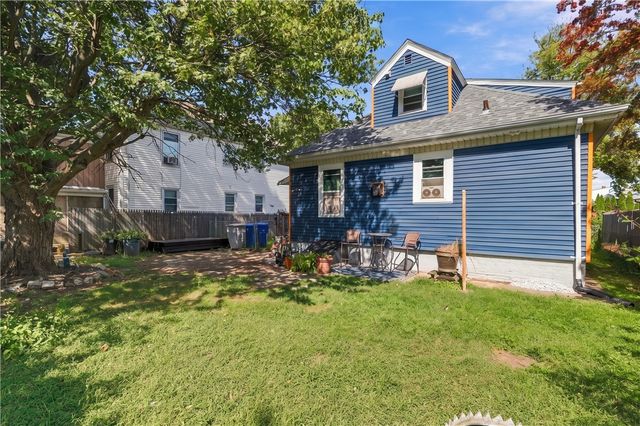 88 Finch Avenue, Pawtucket, RI 02860