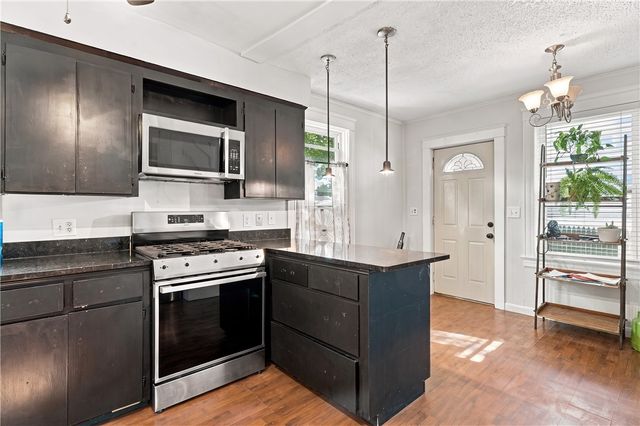 88 Finch Avenue, Pawtucket, RI 02860