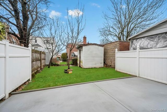 8809 208th Street, Queens Village, NY 11427