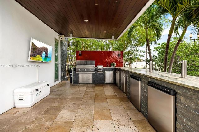300 Royal Plaza Dr 0, Fort Lauderdale, FL 33301