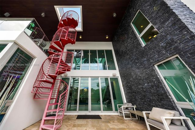 300 Royal Plaza Dr 0, Fort Lauderdale, FL 33301