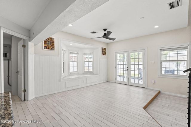 390 Nora Avenue, Merritt Island, FL 32952