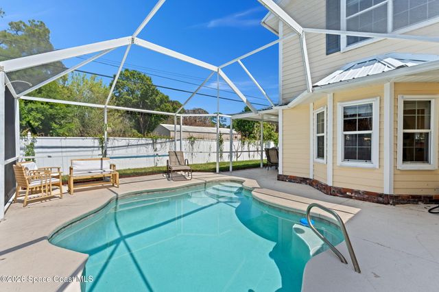 390 Nora Avenue, Merritt Island, FL 32952