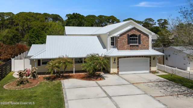 390 Nora Avenue, Merritt Island, FL 32952