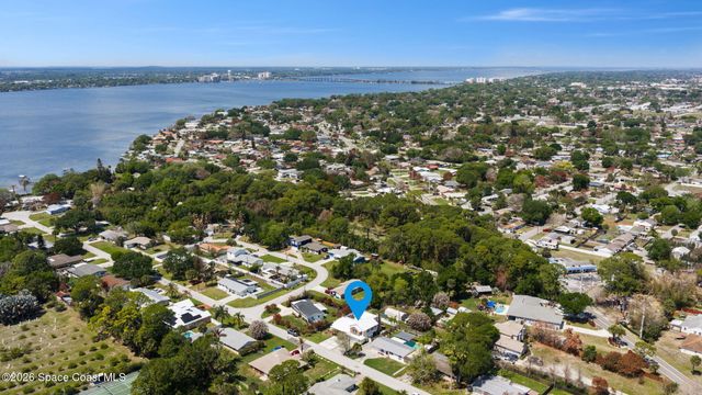 390 Nora Avenue, Merritt Island, FL 32952