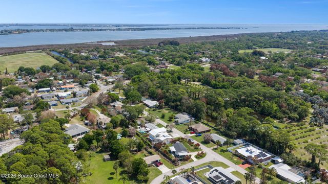 390 Nora Avenue, Merritt Island, FL 32952