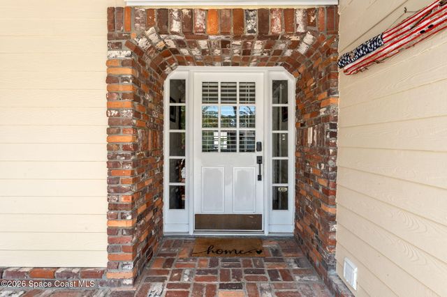 390 Nora Avenue, Merritt Island, FL 32952