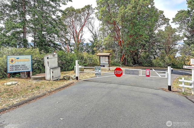 740 Commodore Lane, Camano Island, WA 98282