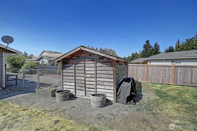 740 Commodore Lane, Camano Island, WA 98282