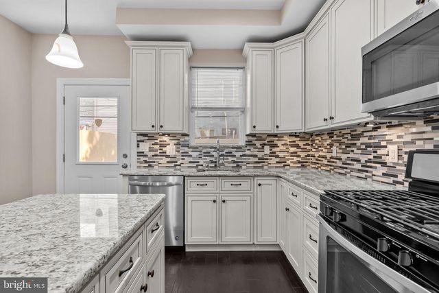 2113 REED ST, Philadelphia, PA 19146