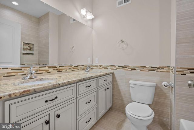 2113 REED ST, Philadelphia, PA 19146