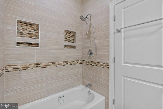 2113 REED ST, Philadelphia, PA 19146