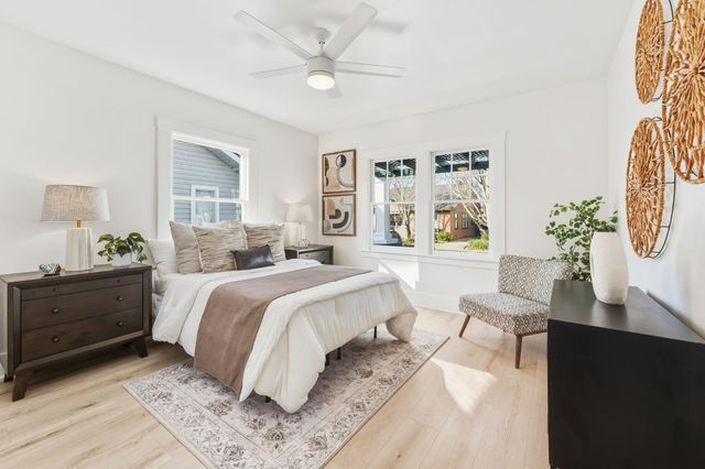 1473 33rd St, Sacramento, CA 95816