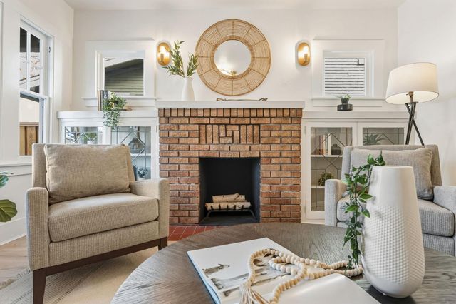 1473 33rd St, Sacramento, CA 95816