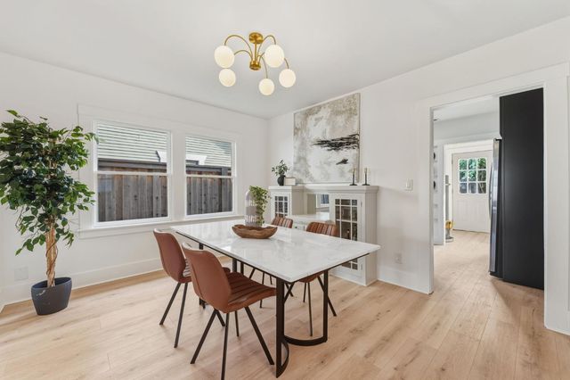 1473 33rd St, Sacramento, CA 95816