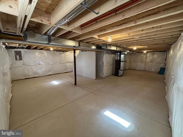 5662 YALE AVE, Millville, NJ 08332