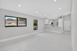 8067 Summerbreeze Lane, Boca Raton, FL 33496